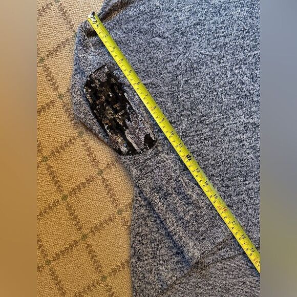 Yetts Los Angeles gray tunic with sequin elbow patches S - Picture 4 of 15